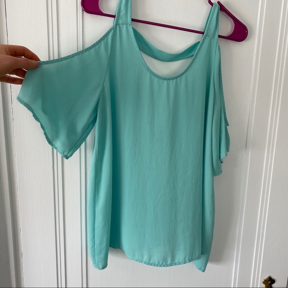 LUSH Turquoise lightweight top